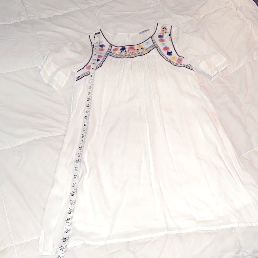 Beautiful Embroidered dress with pockets! Never worn